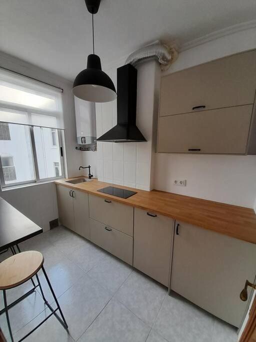 Atico Completamente Equipado Plaza De Espana Lägenhet Ferrol Exteriör bild